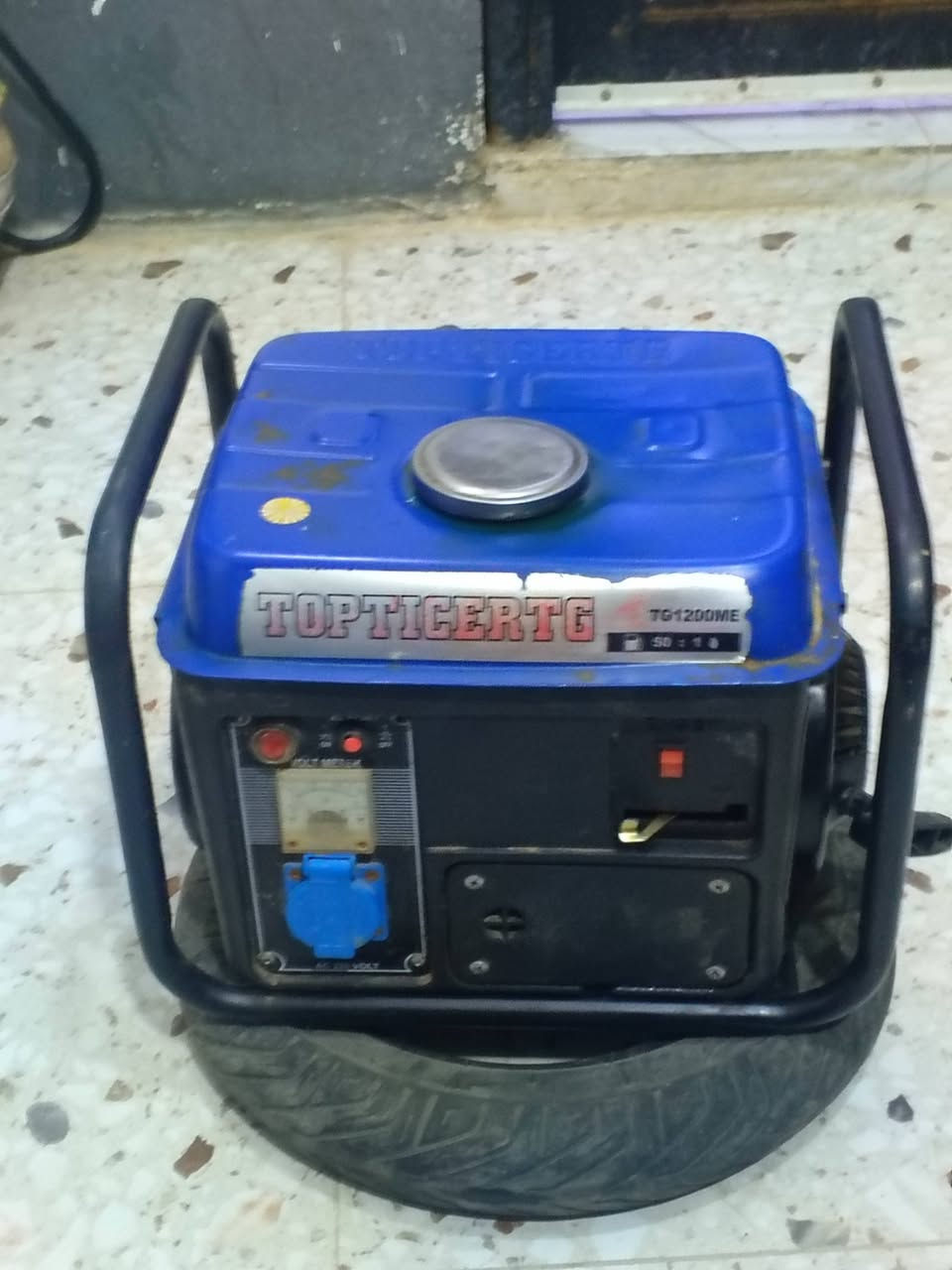 مولده لبيع 40 
***********
