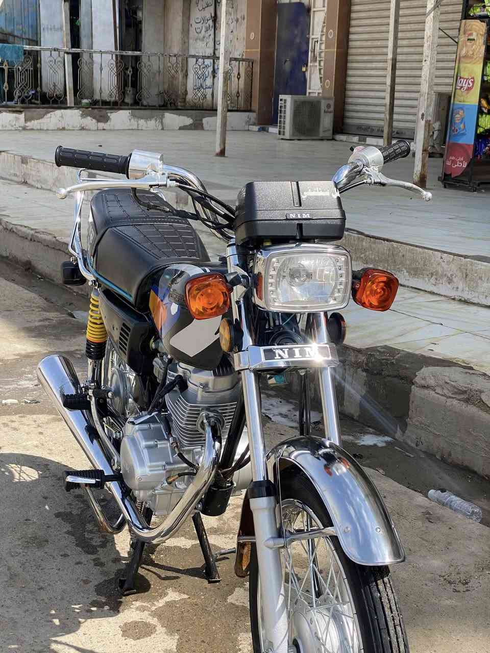 السلام عليكم شباب ايرانية امتياز للبيع الدراجة صلل شهرين من طلعت بعدة جديدة ويا تانكي وصفحيات بلادي مالتة لون اصفر الشراي يتصل ع هاذ رقم مكلف بنشر اني ***********
