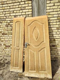 باب خشب • ربع باب • نضيف