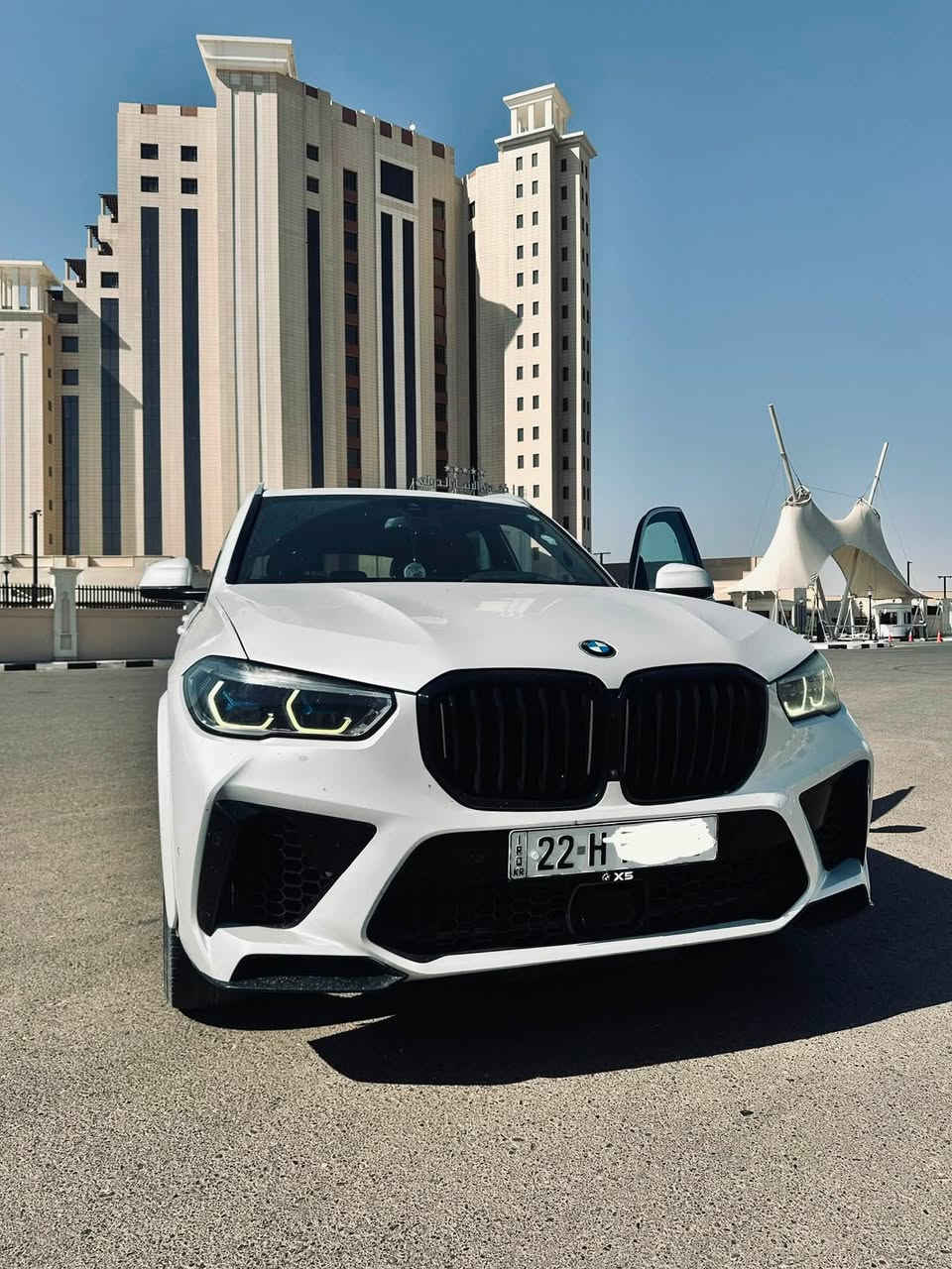 Bmw X5 2020 محدثه كت m

⚠️وارد امريكي __ حادثها باب السايق وصبغ الجاملغ  (بدون دواخل) بدون ايرباك

⚠️مواصفات فول 
‏‎⚠️بنوراما
⚠️كاميرة خلفية دواره بدقة عالية 
⚠️رادار امامي وجانبي وتحدي مسار 
⚠️4كامرات وداتا شو الجبير فول للاخير 

- شاشة كبير لمس تدعم نضام ( applecare & android )
- عداد سرعه دجتل
- نظام صوت برمستر
- اوتو بارك وقياده شبه ذاتيه
- نظام اطفاء السيارة في الاشارات

- محرك 6 سلندر تون توربو
- مقاعد فول تحكم كهربائي
- مقاعد الامامية تدفئة 
- مقاعد لمس وتحفظ وضعيه السايق والراكب الجانبي
- مقاعد جلد
- بصمه الابواب والجنطه شفط
- ⁠أناره داخلية
- نضام تشغيل عن بعد وفتح الجام والصندوك وغلقها بالبصمه
- اضويه اماميه ذكية تستدير مع الستيرن 
- نظام النقطة العمياء
- اهتزاز الاستيرن عند اقتراب السيارات 
- نظام تو ويل وليس فور ويل يعني تنسى الدرايم شفت ومشاكله‎
- تحذير تصادم
- داتا شو
- كزوز رياضي
⁠
و بعد هواية مواصفات متنذكر 

رقم اربيل _ بأسمي 
العنوان : الانبار - الرمادي
السعر __  370 $ وبيها مجال
للتواصل : ‭***********‬
