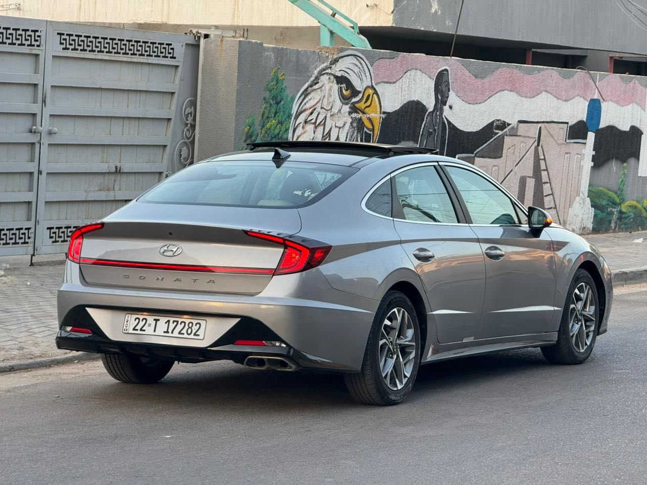 للتواصل عالرقم فقط اسفل المنشور  سوناتا ٢٠٢٣موديل رقم أربيل لون سلفر تحويل للمشتري مواصفاتSel plusفول .المحرك:٢.٥Lتنفس طبيعي٢٥٠٠حجمه 'الضرر جاملغ الصدر+حافه الباب. بدون دواخل'المواصفات':بنورما ـ تشغيل بصمه+تشغيل عن بُعد البوب بصمه•إشارات بالمرايه •رادار امامي+رادارات جانبيه،خلفي•هاند بريك بصمه كشن السايق كهربائي دشبول إلكتروني كاميرا خلفيه دواره اوتو هولد معَ توقف ذاتي انظمه قياده ٤شاشه تدعم ابل كار بلي - مقاعد مخمل معَ تدفئه -فتحه سقف بانوراما صندوق ذكي /بصمه .لايت زينون عالي ناصي عدسه " لد امامي نهاري  بك لايت لد. تبريد قطعتين" للتواصل يرجئ الاتصال علئ الرقم:- أو واتساب***********(190بيه مجال للشراي
