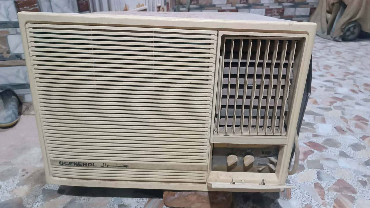 مكيف جنرال طن ونص نظيف بعده ع الوكاله 
بي ليك وطلع غازه السعر 180 وبي مجال بسيط مكان ناصرية سوق الشيوخ الحي العسكري 
للاستفسار التواصل على الخاص او الاتصال على
*********** ناصرية, ذي قار
