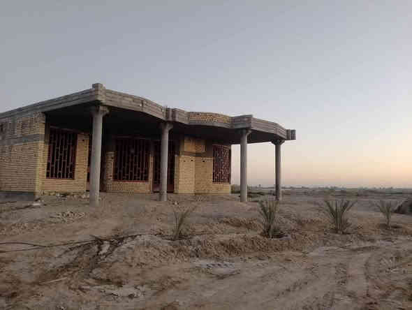 مساحت البيت 265 البناء

لان البيت كبير 3 غرف ومطبخ كبير وستقبال وصاله وهول وحمامات 2 وطارمه كبيره اربعه متر اربع دنك السعر 110مليون وبي مجال للاستفسار

***********
