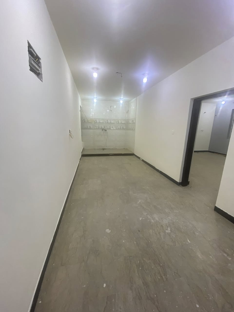 عروض ايجارات للعوائل فقط

شقة موقع مميز للإيجار(عوائل فقط) 

المساحة / 90 م
الطابق الاول 

المحتويات / صالة مع مطبخ أمريكي - غرفتين نوم - مخزن - صحيات 

العنوان / الكرادة داخل - خلف محطة وقود ابو اقلام 

علماً ان البناية تحتوي على مصعد

للاستفسار عن السعر وباقي التفاصيل يرجى الاتصال على الأرقام التالية 

***********
***********

العادل للاستثمار والتطوير العقاري
