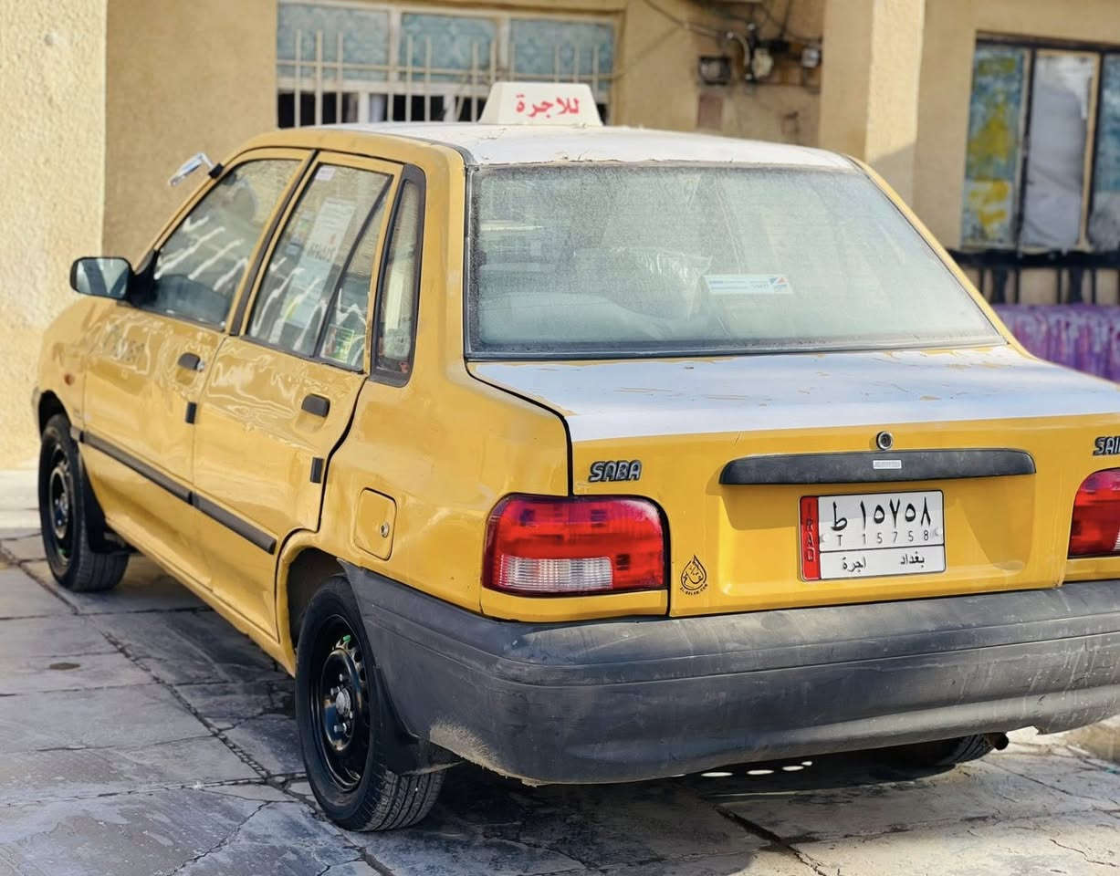 للبيع سايبه موديل 2011 رقم بغداد الماني تحويل مباشر كير ومحرك مكفولات تخم تاير شواصيه نضاف موضحه بالصور الكشر شوفت العين سنويه مجدده مصفره هيئه وغرامه السعر 24 وبيه مجال مكاني بغداد رقم ***********غير متواجد خاص .
