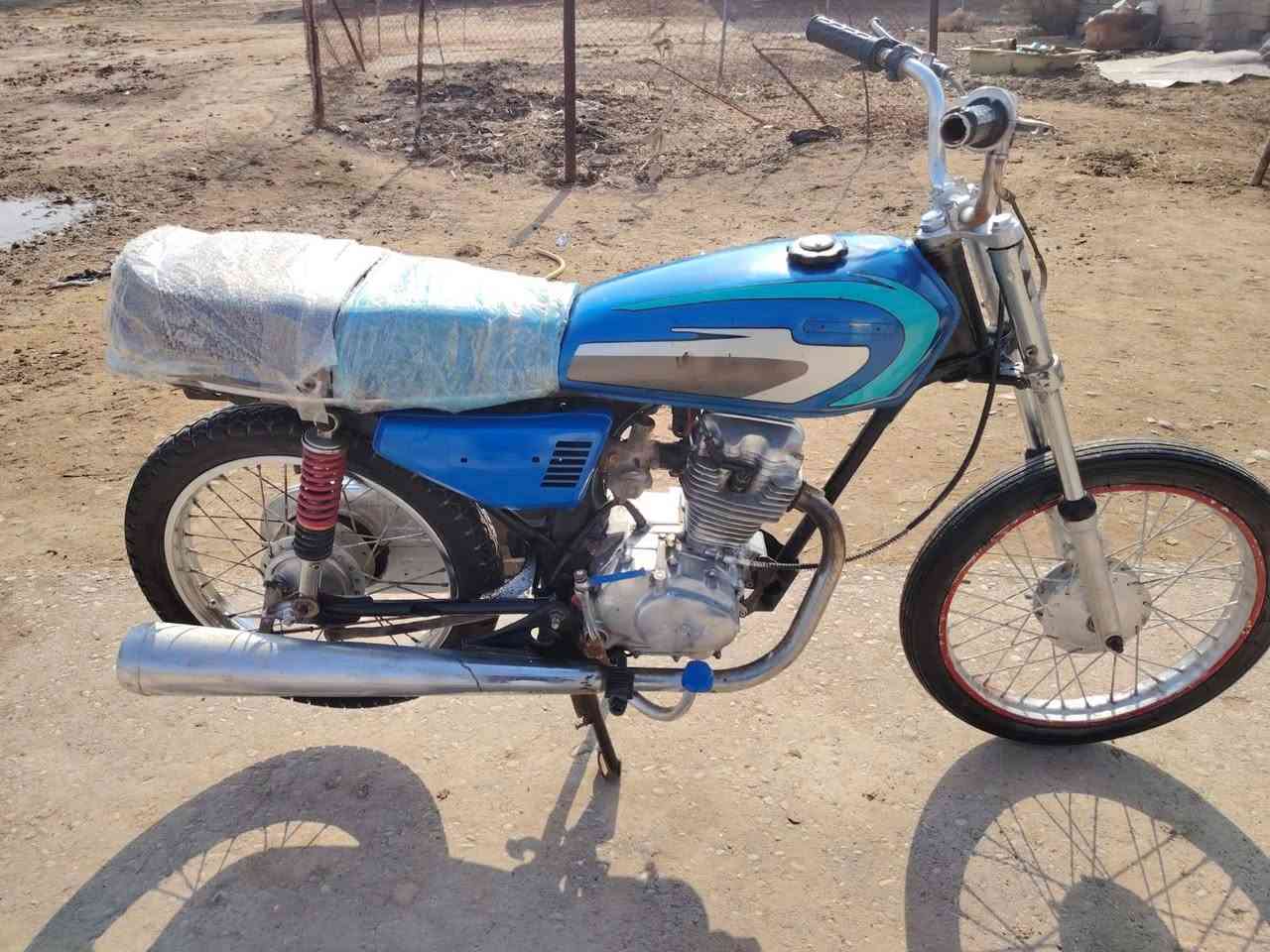 السلام علیکم دراجه للبيع كلك كلك كفاله عامه نامه اصلي السعر 300 وبيها مجال مكاني كحلاء رقمي ***********
