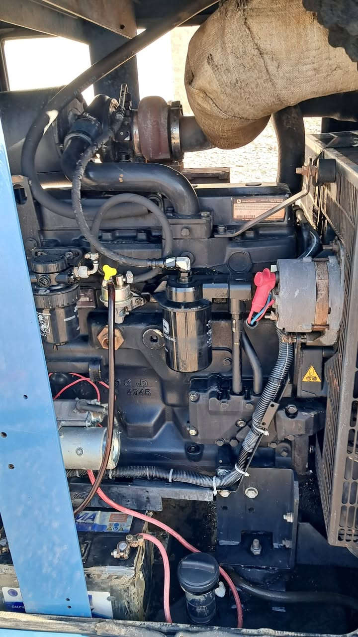 للبيع موليد كاتم.. مكينه جديد مامفتعوع حتا توليد مامفتعوع جديد كلش  شاشه بيلادي ع وضع شريكة 58KVرقم واتس ***********02عنوان اربيل
