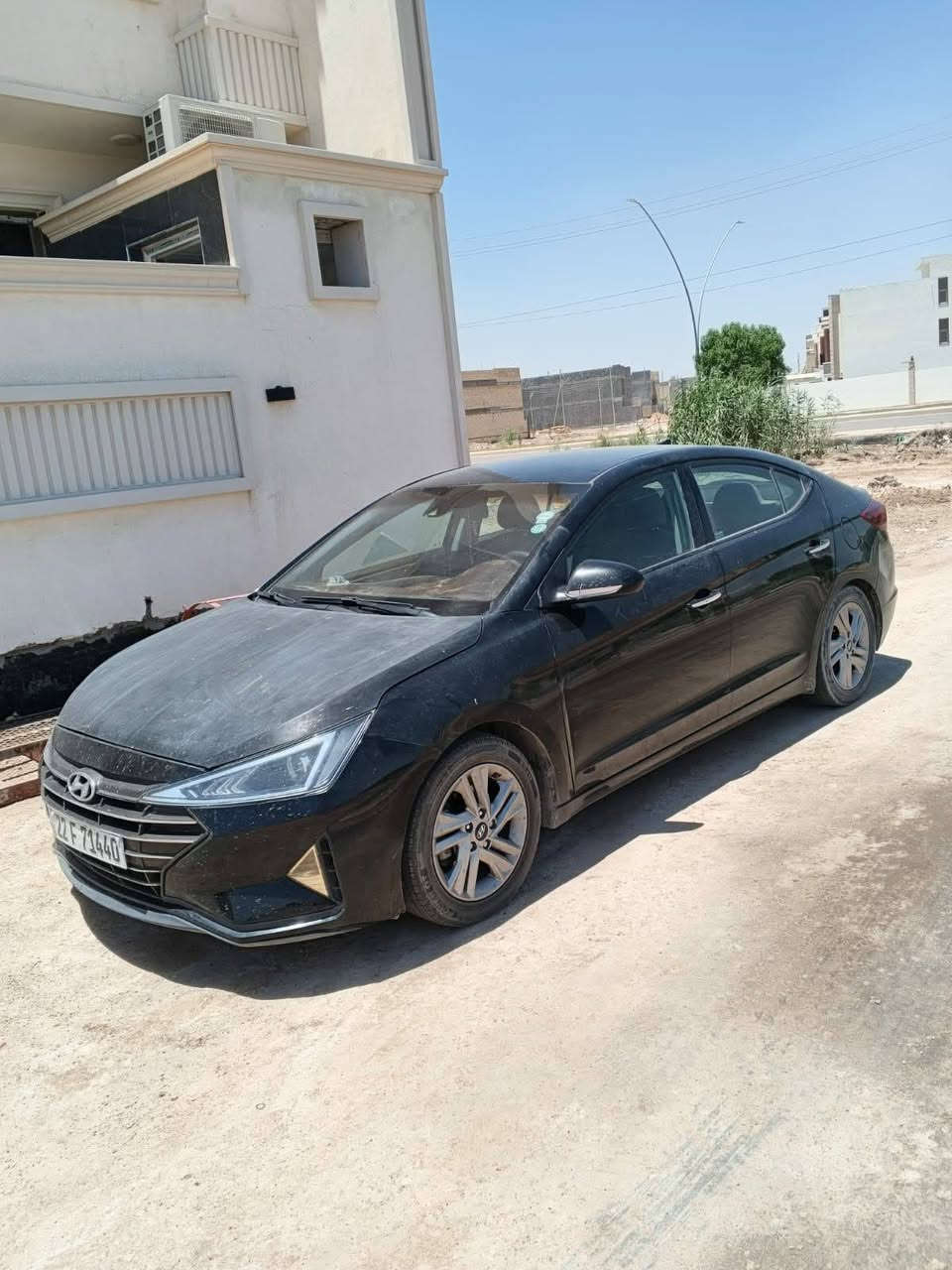 النترا موديل 2020
سيارة بيها جاملغ بونيد فقط 
بدون دواخل
كفالة دواخل  لغود شاصي 
سيارة نصف فول
رادارات جانبية 
رادار خلفي 
شاشة كاربلي 
رقم أربيل بسمي تحويل ثاني يوم 
رقم
***********
***********
السعر 135بيها مجال
