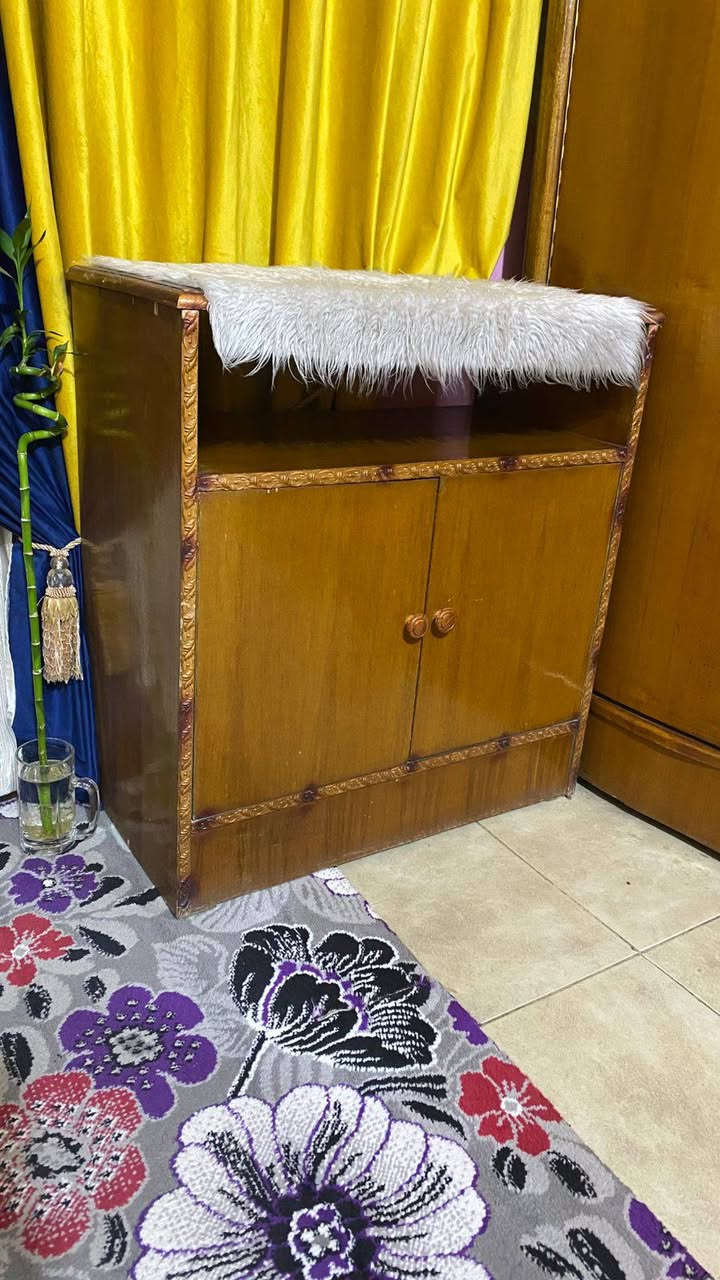 السلام عليكم غرفه نوم نضيفه جدا للبيع بيع مستعجل مكاني حله ***********
