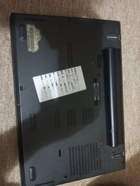 حاسبه للبيع بل شرط ماعرف شنهو نوعها السعر 190وبيها اشويه لاستفسار 0781...