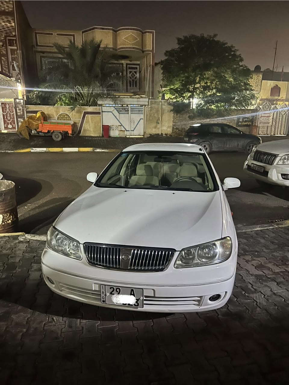 سني 2006 رقم واسط 
محرك1800 حاويه كير ومحرك كبس
نضيفه  تخم تاير حداديه 
سعره 92
مكانه كوت 
***********
