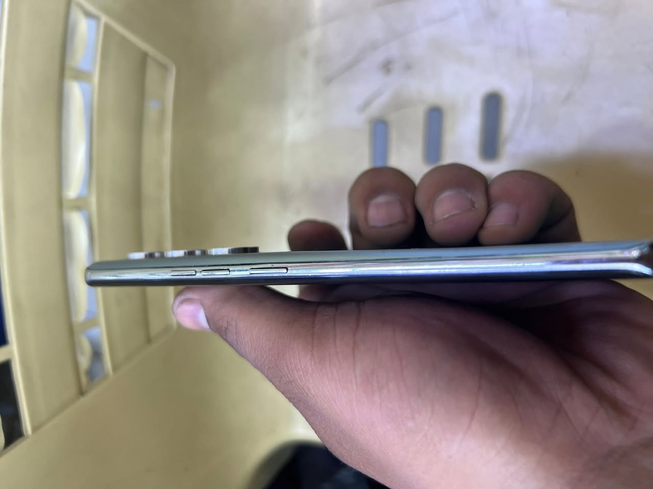 تكنو كامون 40 pro 5g
الذاكرة 256

الرام12+12

الشاشة 144هيرتز

الكامرة50ميگة بكسل

الجهاز يدعم الذكاء الاصطناعي/،.

+ضد المي

البطارية 5200ملي أمبير

 ببجي90فريم 

مكاني الموصل الأيسر (السعر
٣٢٥ ) وبي مجال حك جيتك العنوان بغداد الشماعيه ***********
