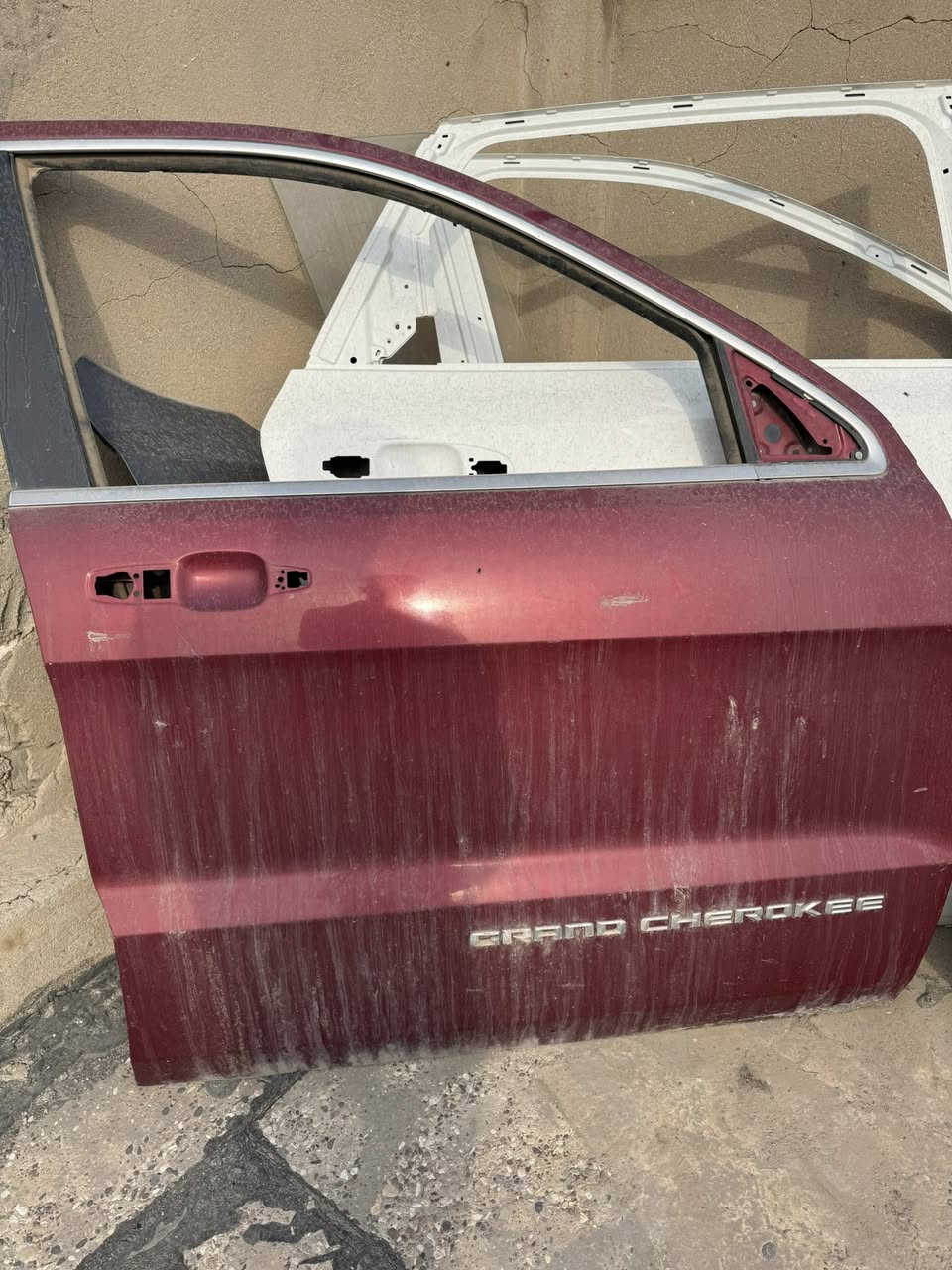 سلام عليكم  بيبان جيب شيروكي سبورتج وبرادو سورنتو  ال بيع  بكاني بغداد شعب ستفسار تصل ***********
