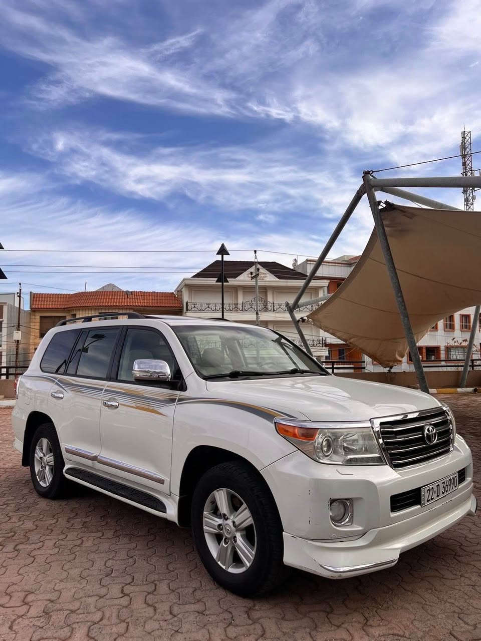 Toyota Land Cruiser 2013 GXR-V8 qapat masafat be sbux hamu gyane ba shart 191000 km roya *********** شقلاوة, أربيل
