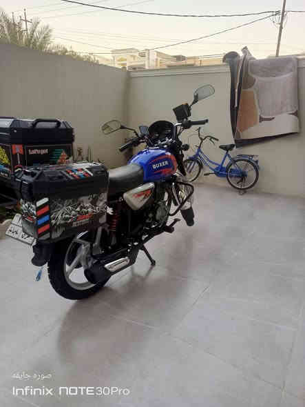 سلام عليكم 
للبيع بوكسر 2025 ماشي 2000 
نضافة 100/100 من محرك وكهربائيات 
البيع مع الاضافات السعر مليونين و100 وبي مجال 
تواصل خاص او على الرقم ***********
