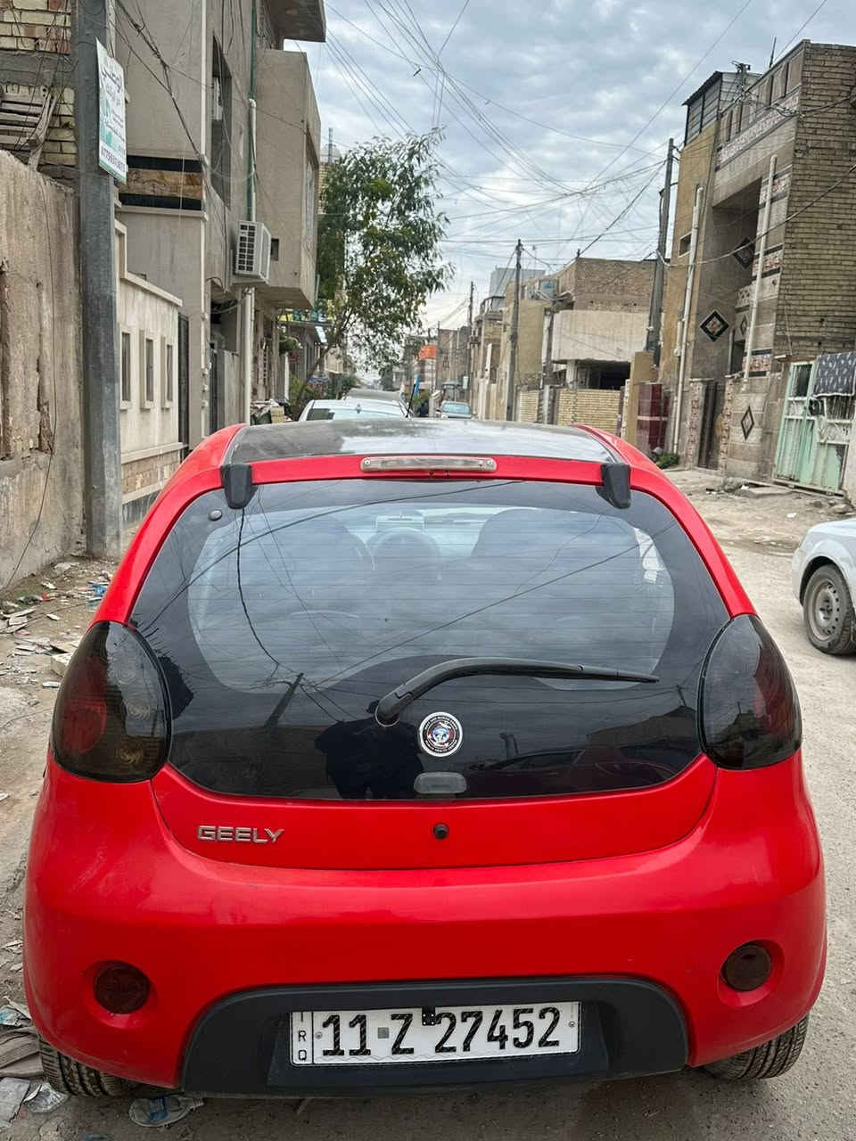 السلام عليكم
باندا 2012
 صدر باتري تايرات جديد 
كير مكينه مكفوله
مكان بغداد الحريه 
السعر 50
***********
