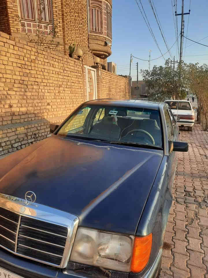 مارسيدس دب موديل  ٨٩  قبق اسود بلادي  ٣٠٠ 
مشروع وطني بأسمي رقم بغداد السيارة بالعمارة تجي وبالخدمة .
بيع ٦٠ ورقة 
مراوس حسب النظافة وفرق السعر مع  ام عيون.
للعلم تم تبديل غرفة كاملة هاي الصورة قديمة حديثة كهربائية 
***********
***********
