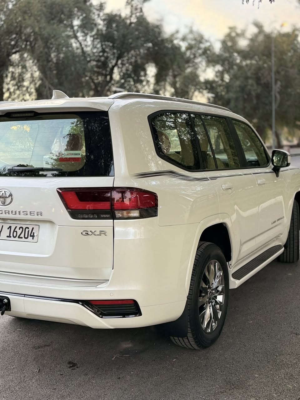 سلام عليكم .. رمضان كريم ع الجميع
تويوتا لاندكروز GXR موديل 2025 ضمان الشركه رقم اربيل مسافه (صفر ) زيرو للبيع بسعر 74300 وبيها مجال بسيط عنوان كراده ساحه كهرمانه 
الاتصال ب ***********
