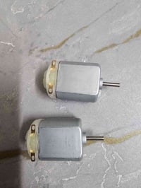 قطعتين • إلكترونيات