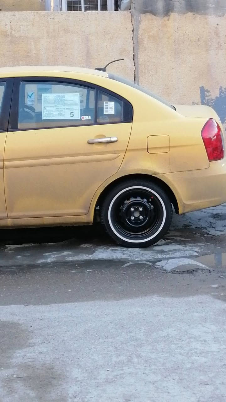 يالله السلام عليكم سياره اكسنت  مديل 10 وارد امريكه حادثه دعاميه بمريكه بلعراق جاملغ فقظ سياره نضيفه حيل دوشمه جديده  تخم تاير مكينه شي قليق تنقص صدر جديد كير مكفول مكاني بغداد. الزعفرانيه رقمي ***********
