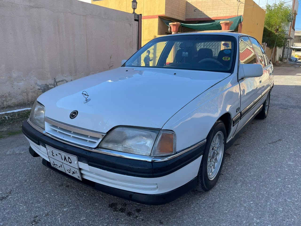 اوبل اوميكا موديل 1993 محرك 20 بلاد رقم اربيل مواصفات CD سلايت السياره بدون ضربه ولا صبغ كلها بلاديه واي نقص مابيها السعر 45 بيع او مراوس 
*********** كركوك, العراق
