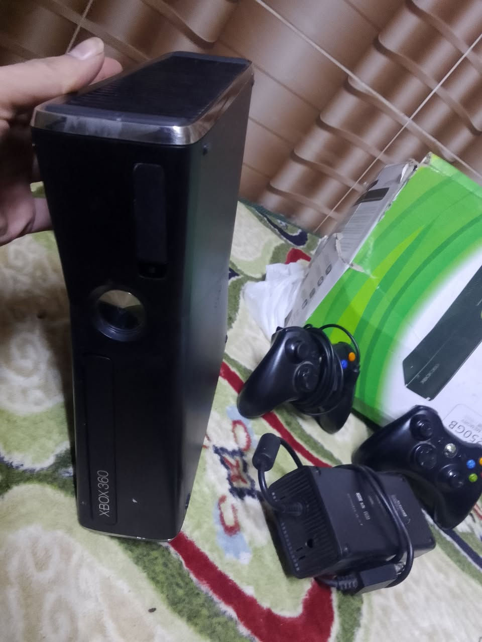 سلام عليكم اكس بوكس 360نضافه 100يدات ثنين كارتونه غراضه كامل
الجهاز جديد بمعنه الكلمه العاب بي 80 مهكرر سعرر 100


**إذا كنت صاحب هذا الإعلان وتريد حذفه لأي سبب، رجاءا أرسل رسالة إلى الدعم الفني**