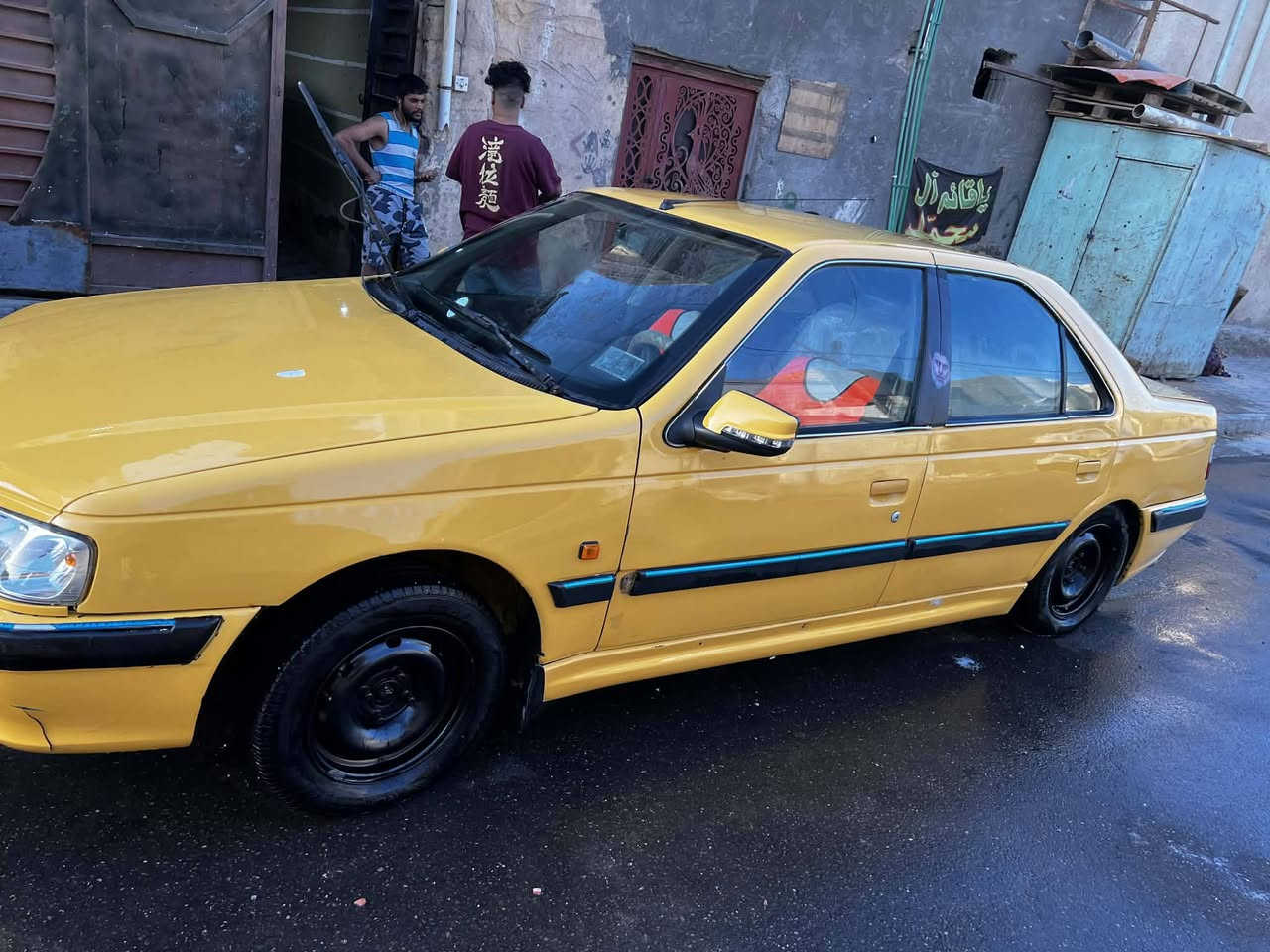 موديل 13 حزام صبغ وملكطه خياسات
كير كمينه جدد دوشمه جديده كبل للشارع 
35وبيها مجال  شرط المداور 
*********** تصال فقط
