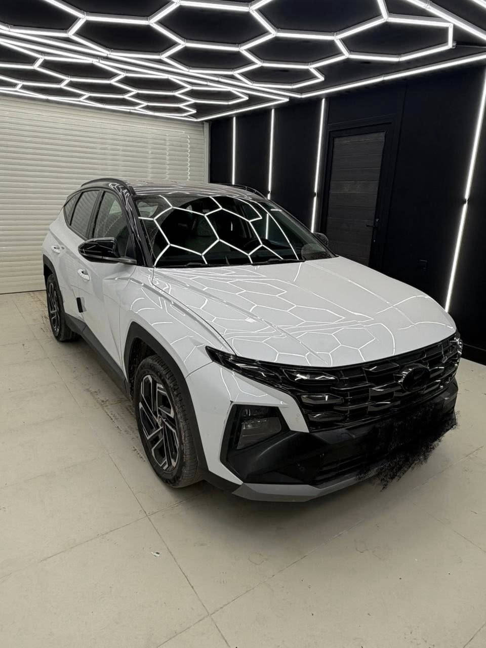 سلام عليكم توسان 2025 وكاله دوليه تو كلر سياره كفاله عامه بعده بدهن الوكاله ماشيه 4 الاف كيلو فقط رقم بغداد بسمي فول مواصفات عدا الفتحه مكانه كربلاء  ***********
