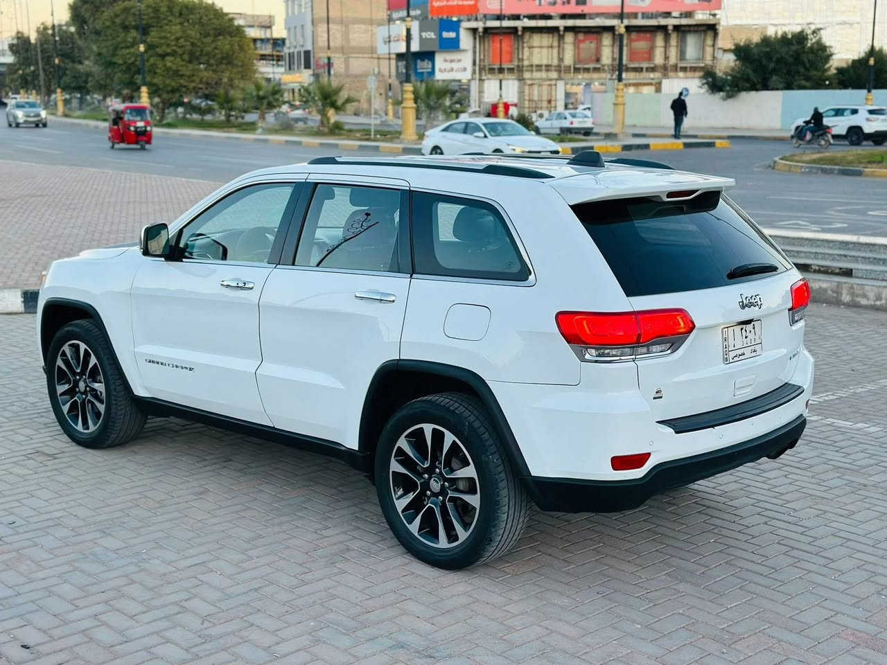 سلام عليكم جيب سعر 172 لاريدو مديل 2015وارد امريكي حادثه جاملغ وبنيد فقط والباقي كفاله سياره جديده وجاهزه مكينه 3600 حداديه تخم تاير كله جديد سياره فول موصفات ماعده الفتح شاشه كشنات جلد شفتات ستيرن حساسات لايتات زنون بلادي    الستفسار اكثر نتصل مكلف بنشر ***********
