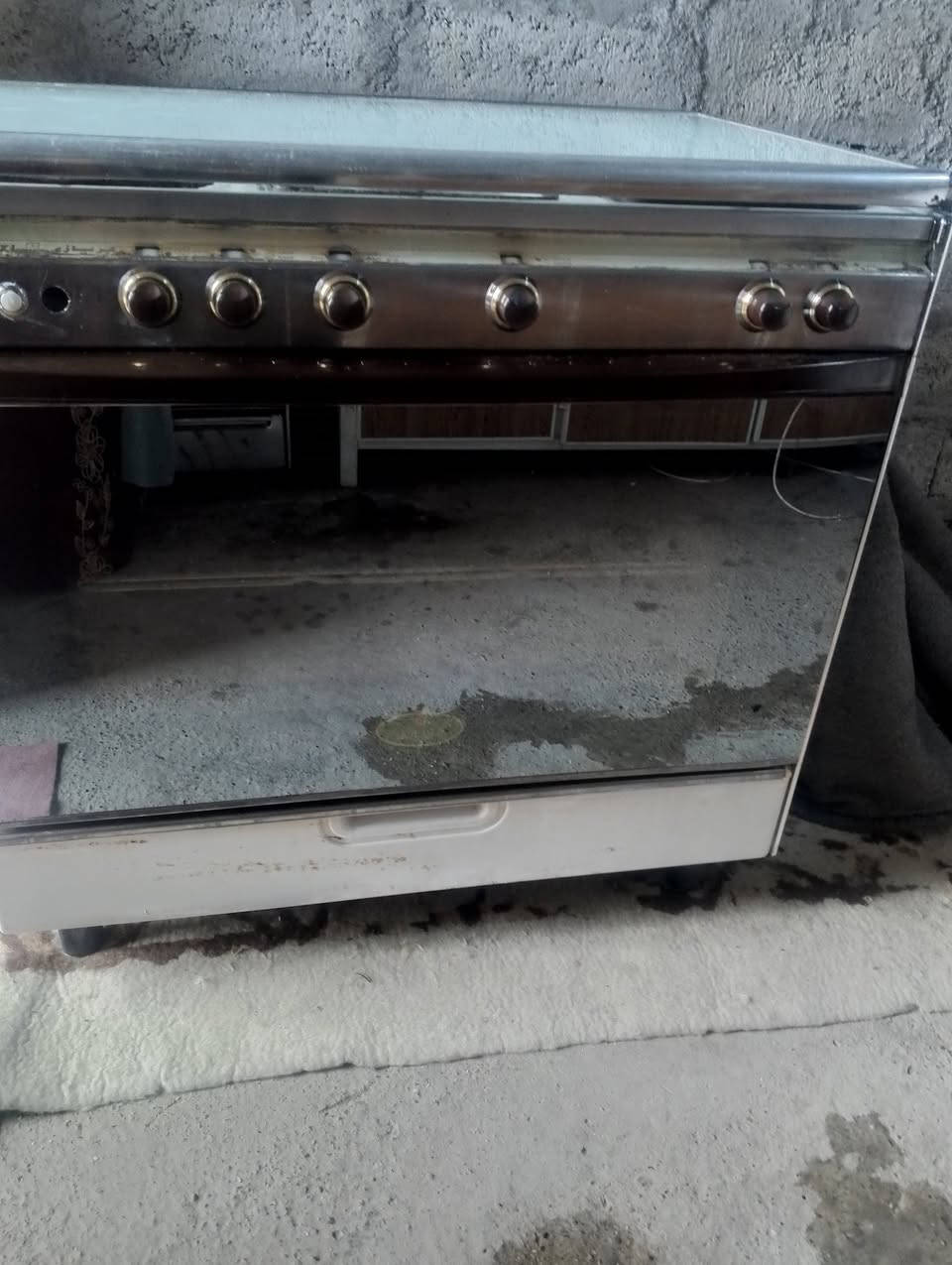 طباخ كريازي مصري شقال بل شرط معا ضمان لمده شهر سعر 190وبيه مجال قليل لاتصال ***********
