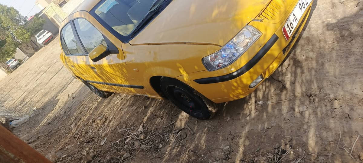 السلام عليكم سمند  ١٢نضيفة  مكفوله من الضربه فقط نص البنيد مكاني ديوانية تبريد تدفئه شغال عينه وصينيه جديده تخم جديد مكينه تنقيص فقط قليل كير شرط رقم جديد مصفره كلشي 
اخوان مراوس بخصوصي 
او بيع 
السعر 
٣٢
***********
***********
