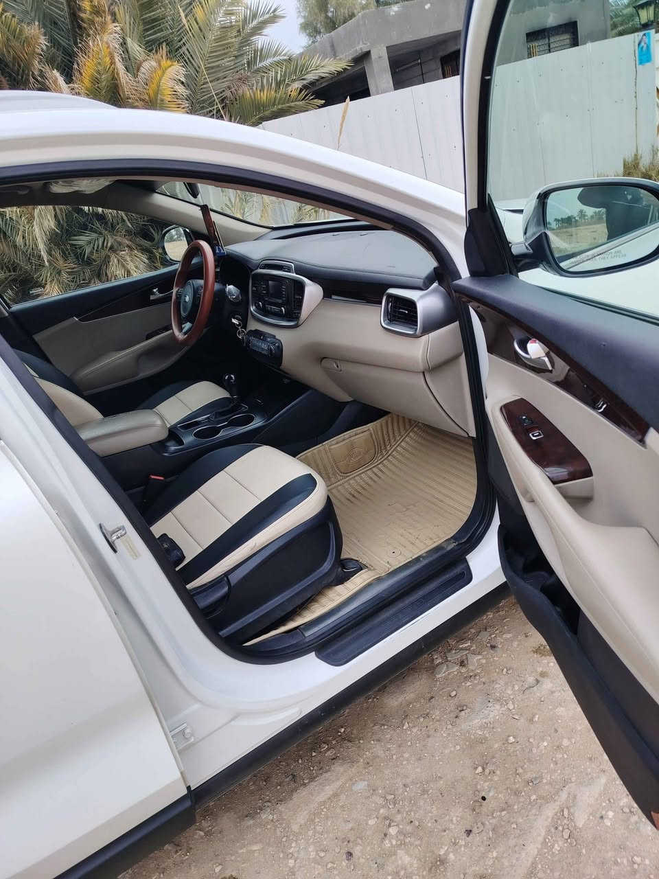 سورنتو امريكي 2016امريكي v4رقم كوت انكليزي 5راكب سياره جاهزه من كلشي للاستفسار اتصل 
*********** حلة, بابل
