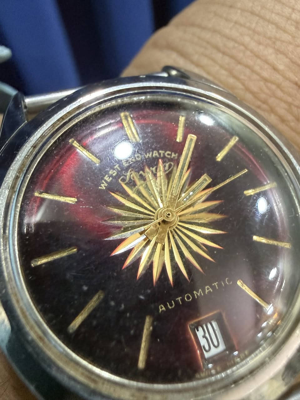 للبيع وستن ام الشمس النظافة واضحة بصور السعر ١٥٠ قفل قفل للتواصل خاص


**إذا كنت صاحب هذا الإعلان وتريد حذفه لأي سبب، رجاءا أرسل رسالة إلى الدعم الفني**