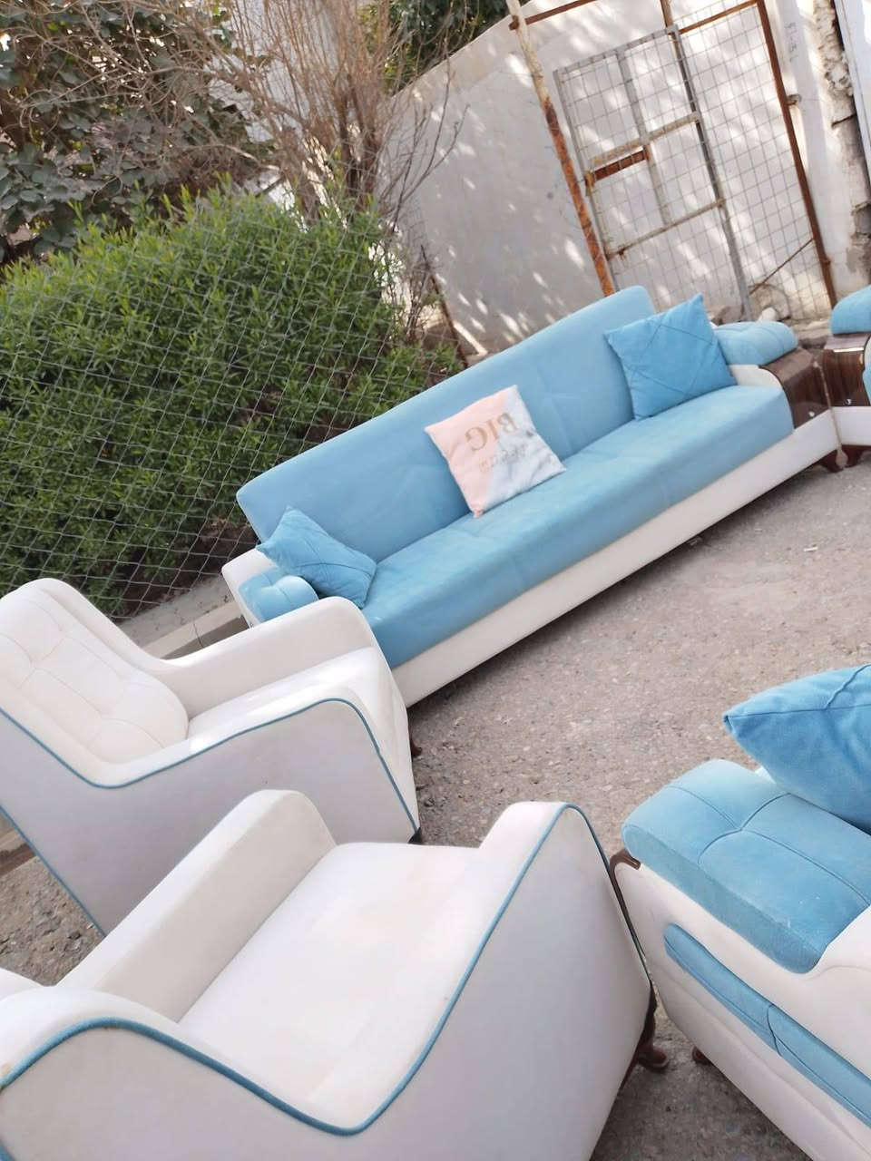 تخم قنفات للبيع مخزن وسرير شرط النظافه اذا مو اخو الجديد لا تاخذ


**إذا كنت صاحب هذا الإعلان وتريد حذفه لأي سبب، رجاءا أرسل رسالة إلى الدعم الفني**