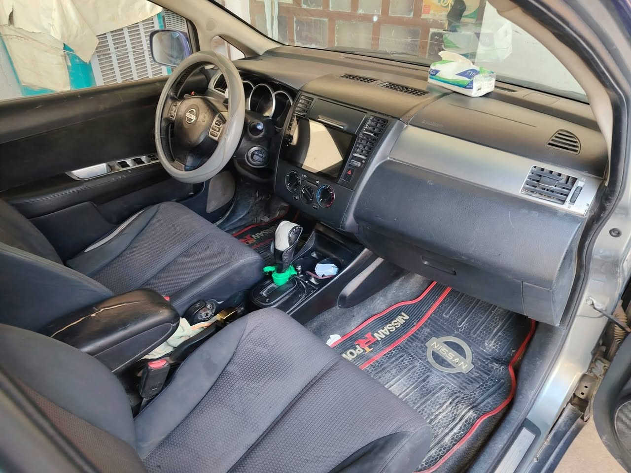 سيارة للبيع موديل ٢٠٠٨ سيارة جهازة بية جاملغ وارد أمريكي سنوية سنة ٢٧ العنوان الديوانية السعر ٦٠ رقم *********** مكلف بلنشر اتصل بلرقم
