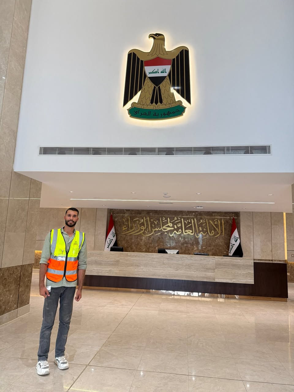 📍 مشروع الفريق الوطني  
📌 الموقع: بغداد  
***********
تعلن شركة الاحتراف الهندسي عن إنجاز أعمال المسح الشامل لمشروع الطاقة الشمسية الذي يشمل 22 بناية

🔹 شملت الأعمال مسح جميع الاسطح الخاصة ب بنايات الدولة بدقة عالية  :
5 بنايات خاصة بلوقف السني 
مجلس الوزراء
هيئة المساحة العامة
2 بنايات وزارة الموارد المائية 
2 بنايات وزارة الراي
وزارة العمل 
الهيئة العامة للاستثمار
دائرة الشؤن الاجتماعية 
مجلس محافظة بغداد 
الهيئة الوطنية العامة 
تم رفع اكثر من 4400 نقطة 
تم إنجاز العمل بالكامل وبدقة عالية، وفق المواصفات الفنية المطلوبة وضمن المدة المحددة.

✅ دقة في التنفيذ
✅ التزام بالمواصفات
✅ خبرة هندسية ميدانية

للاستفسارات:
*********** مهندس يوسف
*********** مهندس عبد الرحمن 
شركة الاحتراف الهندسي 
وكيل شركة GPS TOKNAV العراق
مصدر معتمد لتصدير و بيع اجهزة Leica ,TOPCON 
العنوان بغداد فلكة نفق الشرطة
