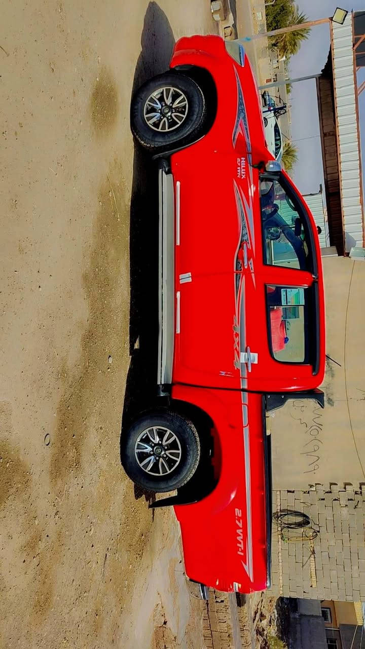 السلام عليكم ورحمه الله وبركاته هايلوكس 2014 فورويل كويتي سياره اوتوماتيك كفاله عامه جديده بمعنى الكلمه افحص واقتنع واني خادم تخم تاير جديد صدر امامي خلفي جديد ماشيه 160 حقيقي رقم واسط تحويل ثاني يوم باسمي مجدد وكامل مكاني واسط الشيخ سعد بالخدمه سعر المبلغ 220 وبيها مجال وحياكم الله اتصال فقط ما متواجد على الفيس رقم الهاتف 🫲***********🫲
