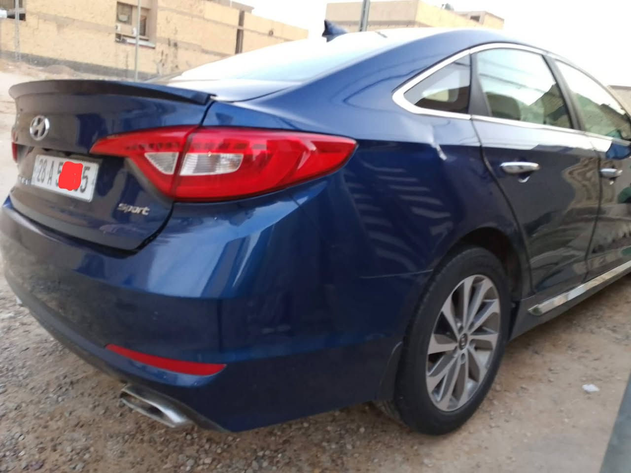 السلام عليكم سوناتا 2015 سبورت
السيارة كفاله عامه ما عده الدعاميه 

مواصفات السيارة :
السيارة كفاله عامه ما عده الدعاميه

مواصفات السيارة :-
1- حساسات 
2- بصمة تشغيل 
3- بصمة ابواب 
4-نضام ترحيب 
5-رادار
6- كامرة دوارة 
7- مثبت سرعه
8-كشنات جلد 
9-تدفئة تبريد كشنات امامي 
10- كشنات كهرباء 
11-جام اوتو 
12- 3- وضعيات قيادة 
(ايكو ، واسبورت ،  ونورمال) 
13- لايتات اوتو 
14- اشاير بل مري 
السعر//120
***********
الشراي يتصل وميكون خاطره اله طيب 
وبل عافيه ؏ ياخذها
