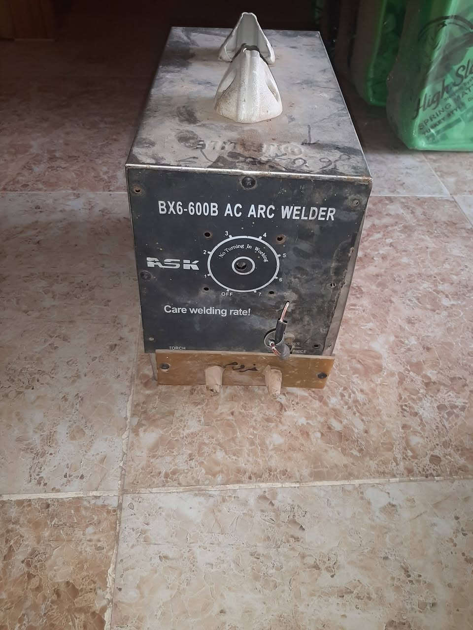 مكلف بنشر مكينت لحيم رافعا مال كهرب للبيع السعر 100ولتصال علا ارقم المكان
الزاب
***********
