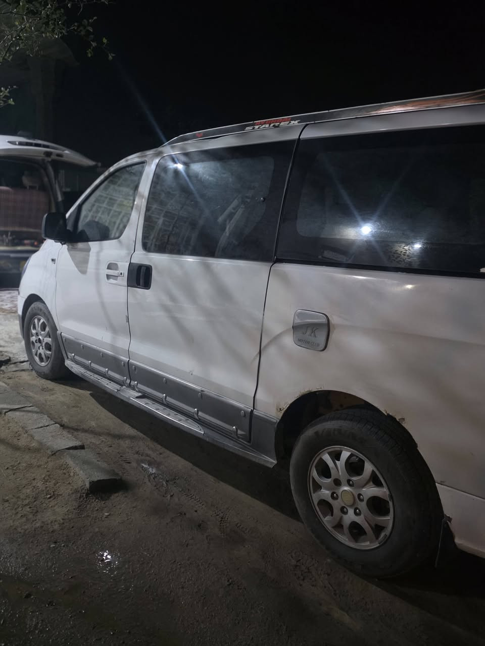 ستاركس موديل 2008 رقم بصره انكليزي
مسكر اصل مكينه 12سبلاين جديد توه شادها كير جديد توه شاده اكسل جديد توه شاده
مبدل بيها بيبان سستم اربعه بدون ضرر  
حداديه مو طول لطول تخم تاير 
سعر 135 وبيها مجال الخاص مفتوح 
مكاني بصره سفوان


**إذا كنت صاحب هذا الإعلان وتريد حذفه لأي سبب، رجاءا أرسل رسالة إلى الدعم الفني**