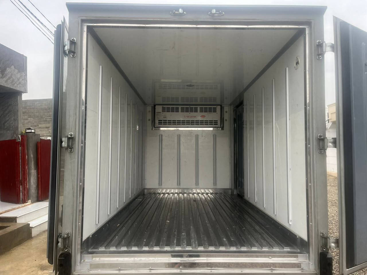 کیای بار 4 هەزار مۆدێل 2024 نمونەیە 
103هەزارڕۆشتوە 
لە سفریە وە لای خۆمانە 
سەیارەیەکی زۆر پاک جوانە تایەی تازەیە 

نرخ : خاڵێک دابنێ لە کۆمێنت بە تایبەت دێت 🤖 

غرمه و تحویل بە شە رت  
بۆدی 10سانتیمە دەڵ کۆمریسە رە  
مەکینە و گێر بەشەرت   

بۆزانیاری زییاتر ژمارە ی مۆبایل 

بۆ زانیاری زیاتر پەیوەندی بە خاوەنی 

***********
***********
