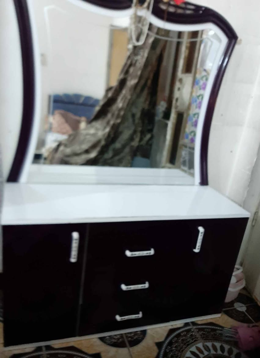 بغداد الدوره 8 قطع نضيفه كلش حاليا مفصخه نص الاغراض بسعر 350 قفل 🔐 #بغداد #اثاث بسعر مناسب


**إذا كنت صاحب هذا الإعلان وتريد حذفه لأي سبب، رجاءا أرسل رسالة إلى الدعم الفني**