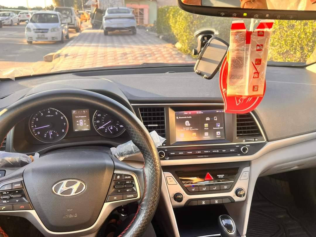 السلام عليكم النترا وارد امريكي 2018 حادثها موضح بل صوره جاهزه من كلشي رقم مثنى نكليزي مداور ثاني يوم السعر 118 او بيها مجال لل شراي ***********
