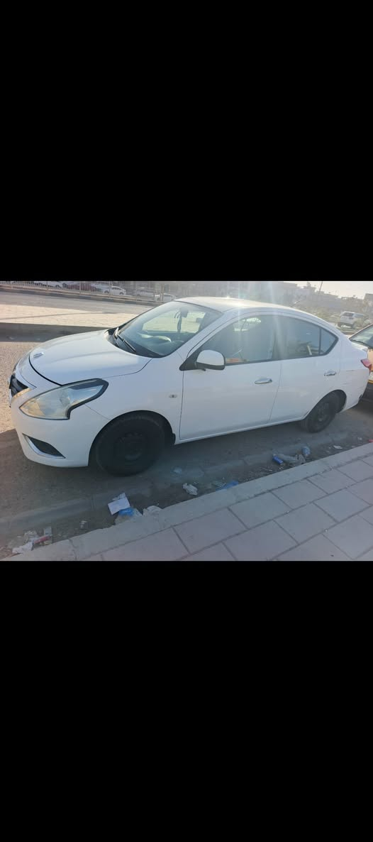 سلام عليكم 
نيسان سني مديل 2020
هندي بليته زركه 
يبيها دحجه زغيره كد شبر 

كير ومكينة بلاديه 
تخم تاير جديد
حداديه صدر جديد
رقم اربيل وكاله تريد تحويل  مباشر سياره منظومه غاز 
السعر 108بيه مجال
عنوان شاميه  
رقمي ***********
