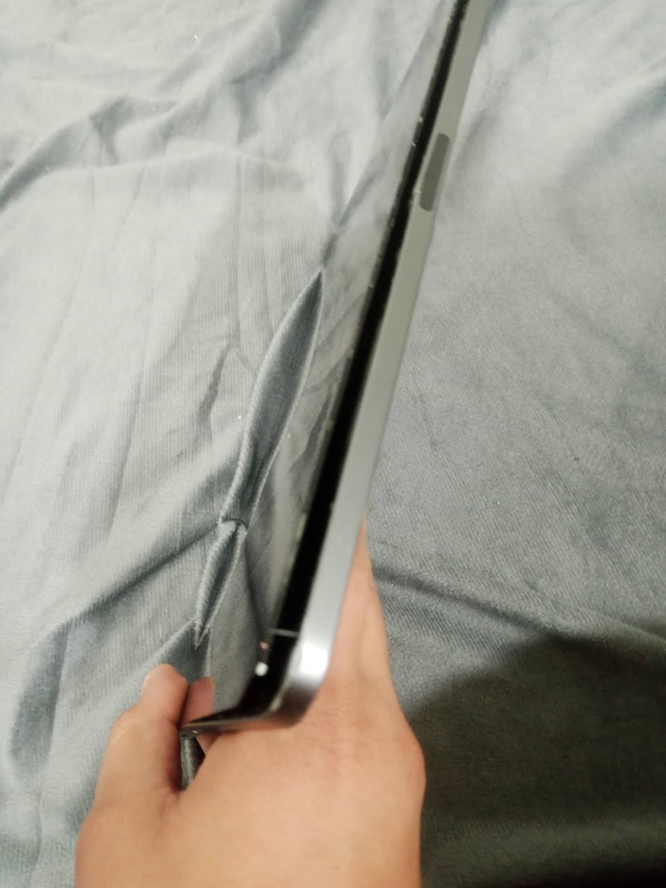 ايباد 11 برو ماكس
ذاكرة 128 
الشاشة كايمة و الشاصي معوج (السبب جنت العب و ضربته)
لبيع 250 الف وبي مجال 
مكاني نجف تواصل خاص


**إذا كنت صاحب هذا الإعلان وتريد حذفه لأي سبب، رجاءا أرسل رسالة إلى الدعم الفني**