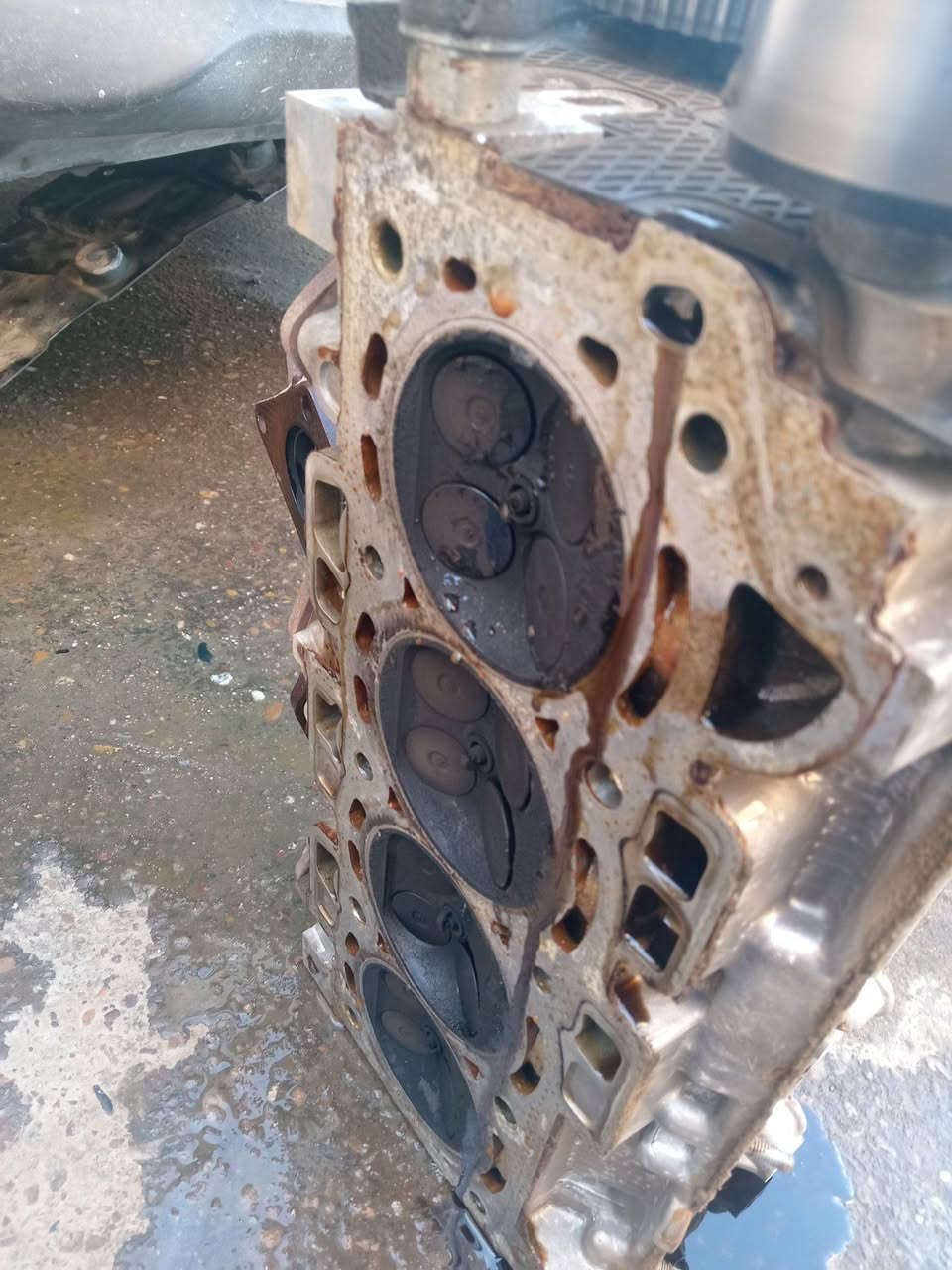 السلام عليكم من أعمالنا تبديل كازكيت سيارة تيكو 5 وتبديل ولفات بسبب ترتره و أعمال المواقعية تبديل ضاغطه داينمو و سنتر لسيارة تيكو ١٣
الفني ابو مهيمن ***********
