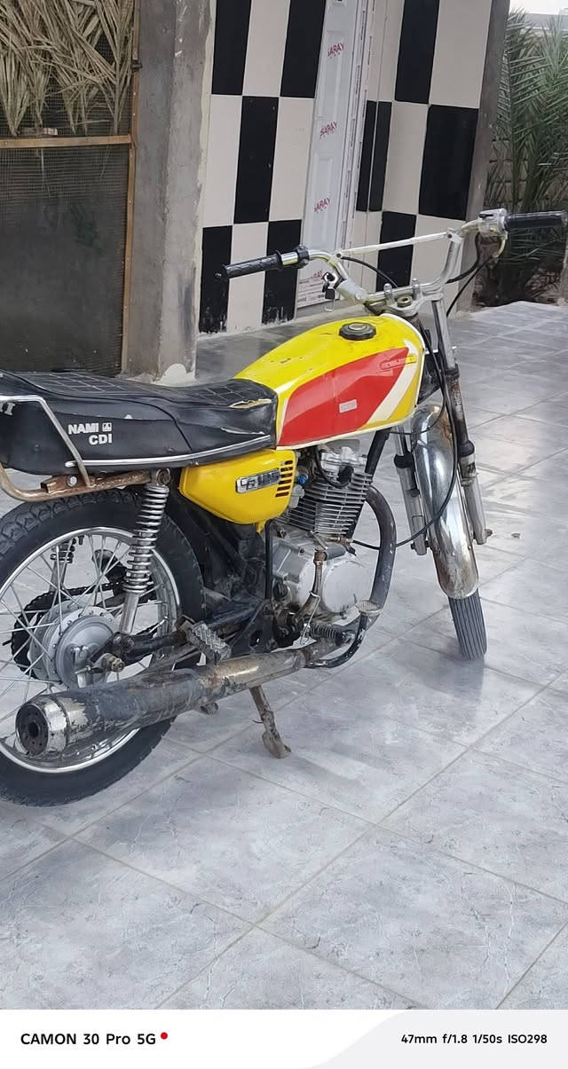 دراجه نامه ادوات للبيع مكفوله من العشائر سعر 300 وبيها مجال العنوان الهوير شلهة الحجاج ***********
