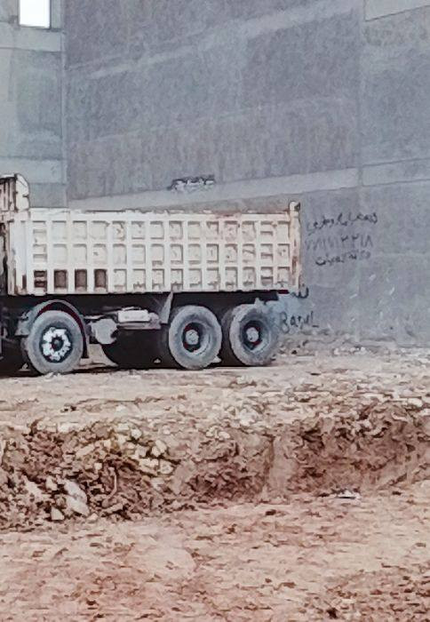 السلام عليكم بدي سرائيلي طول 6 نضيف للبيع مكاني بغداد ***********
