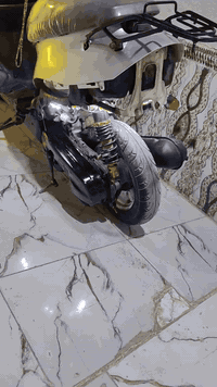 للبيع 9زروف دراجه نضيفه بمعنه الكلمه مكينه ناعمه الدراجه جاهزه السعر 150وبيه مجال قليل المكان القرنه الشرش للستفسار ***********
