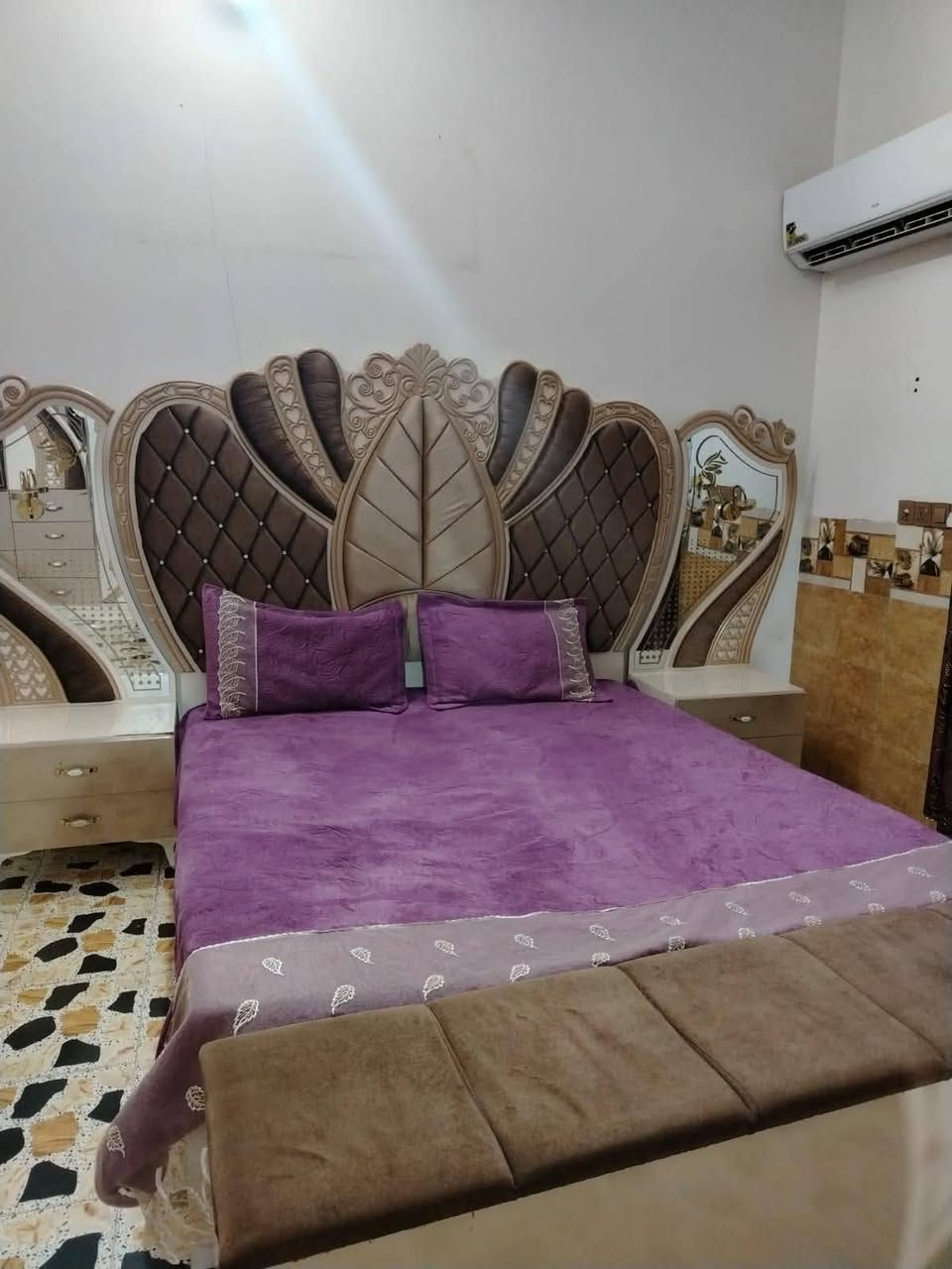 للبيع ١١ قطع غرفه نوم تركي سعر ٧٥٠ وبيه مجال ع خاص 
مكانه كرمه
*********** للاستفسار
